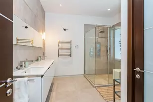 96 Columbia Terrace, Weehawken, NJ 07086 - Photo 18