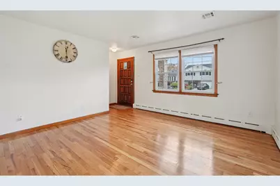 55 Metuchen Ave, Woodbridge Township, NJ 07095 - Photo 6