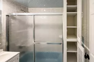 90 Carlton Ave, Jersey City, NJ 07306 - Photo 24