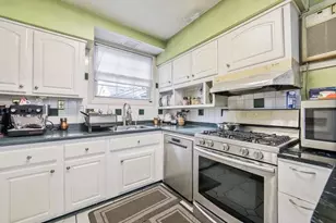 46 Western Ave, Jersey City, NJ 07307 - Photo 12