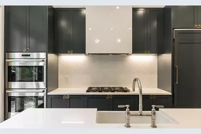206 8th St, Jersey City, NJ 07302 - Photo 6