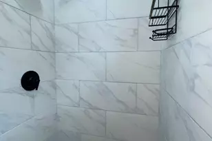 396 Woodlawn Ave, Jersey City, NJ 07305 - Photo 14