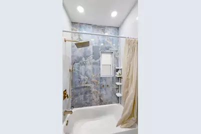 164 Bayview Ave, Jersey City, NJ 07305 - Photo 10