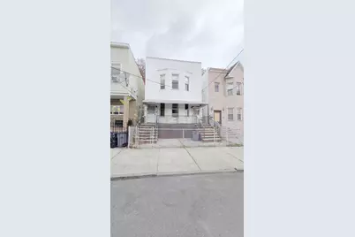 164 Bayview Ave, Jersey City, NJ 07305 - Photo 2