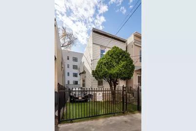 233 Bidwell Ave, Jersey City, NJ 07305 - Photo 16