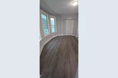 35 Orient Ave, Jersey City, NJ 07305 - Photo 10