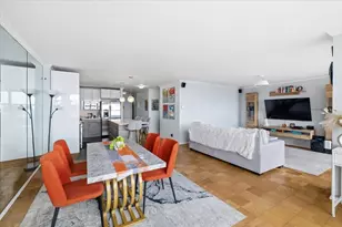 7000 Blvd E, Guttenberg, NJ 07093 - Photo 6