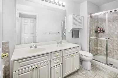 454 Albany Ct, West New York, NJ 07093 - Photo 10