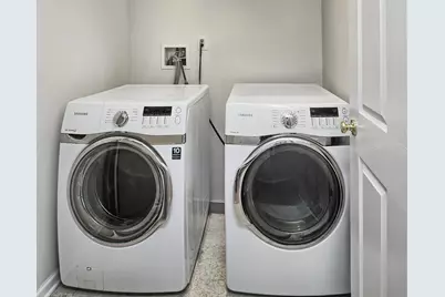 454 Albany Ct, West New York, NJ 07093 - Photo 20