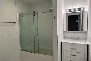 8911 Riverside Pl, North Bergen, NJ 07047 - Photo 12