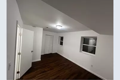 290 Seaview Ave #2, Jersey City, NJ 07305 - Photo 2