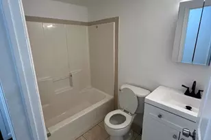 290 Seaview Ave, Jersey City, NJ 07305 - Photo 6