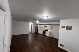 290 Seaview Ave, Jersey City, NJ 07305 - Photo 8