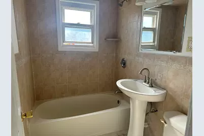 6 Kelly Parkway #2, Bayonne, NJ 07002 - Photo 4