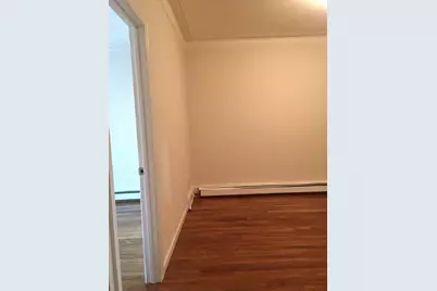 31 Van Nostrand Ave, Jersey City, NJ 07305 - Photo 4