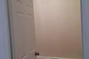 31 Van Nostrand Ave, Jersey City, NJ 07305 - Photo 20