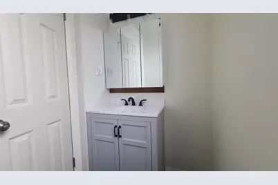 242 Bowers St #3, Jersey City, NJ 07307 - Photo 6