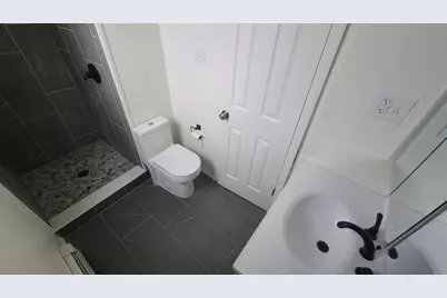 242 Bowers St #3, Jersey City, NJ 07307 - Photo 8