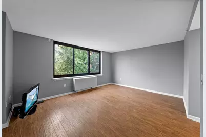 700 Grove St #4B, Jersey City, NJ 07310 - Photo 8