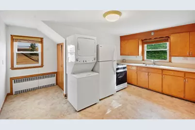 2060 Mountain Ave, Scotch Plains Township, NJ 07076 - Photo 6