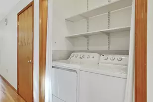 210 Pavonia Ave, Jersey City, NJ 07302 - Photo 6