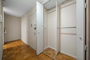 7000 Blvd E, Guttenberg, NJ 07093 - Photo 12