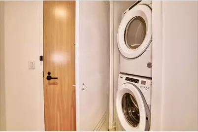 151 Bay St #1006, Jersey City, NJ 07302 - Photo 16