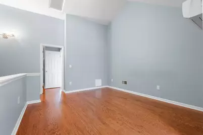 327 10th St, Jersey City, NJ 07302 - Photo 30