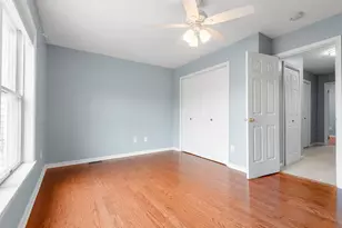 327 10th St, Jersey City, NJ 07302 - Photo 16