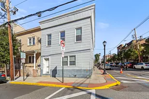 400 41st St, Union City, NJ 07087 - Photo 2