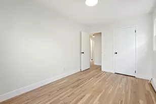 43 Edwards Ct, Bayonne, NJ 07002 - Photo 10