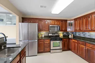 22 Marina Dr, Bayonne, NJ 07002 - Photo 8