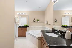 22 Marina Dr, Bayonne, NJ 07002 - Photo 26