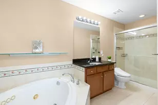 22 Marina Dr, Bayonne, NJ 07002 - Photo 18