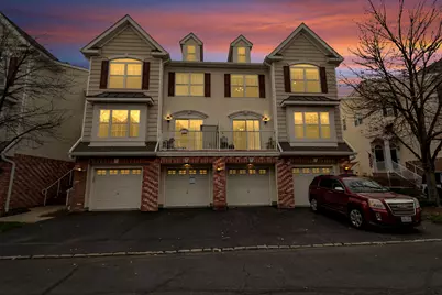 22 Marina Dr, Bayonne, NJ 07002 - Photo 22