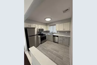 9 East 50th St #2, Bayonne, NJ 07002 - Photo 4