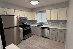 9 E 50th St, Bayonne, NJ 07002 - Photo 4