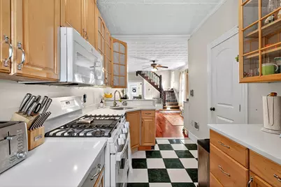 48 A East 40th St, Bayonne, NJ 07002 - Photo 10