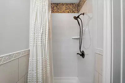 48 A East 40th St, Bayonne, NJ 07002 - Photo 12