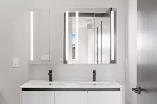 132 Mallory Ave, Jersey City, NJ 07304 - Photo 18