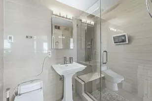 100 Manhattan Ave, Union City, NJ 07087 - Photo 10