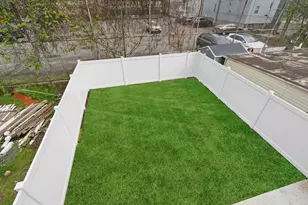 220 Freeman Ave, Jersey City, NJ 07306 - Photo 24