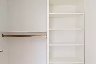 220 Freeman Ave, Jersey City, NJ 07306 - Photo 18