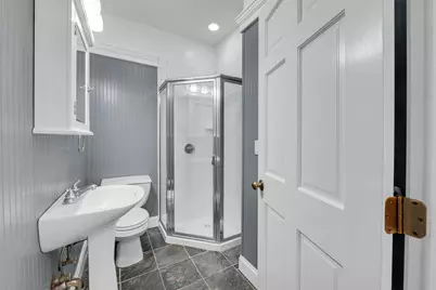 312 Monastery Pl #2R, Union City, NJ 07087 - Photo 10