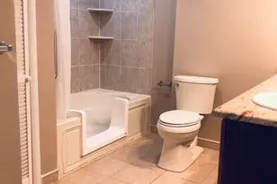 4 Green Valley Ct, Secaucus, NJ 07094 - Photo 6