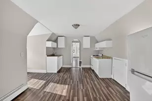 107 Brown Pl, Jersey City, NJ 07305 - Photo 4