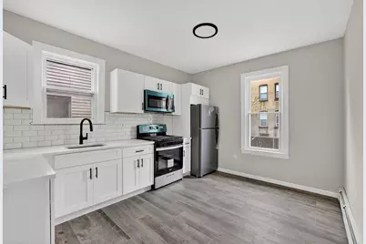 107 Brown Pl #1, Jersey City, NJ 07305 - Photo 4