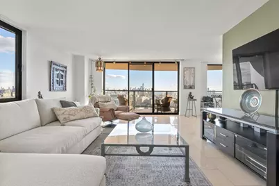 380 Mountain Rd #612, Union City, NJ 07087 - Photo 4