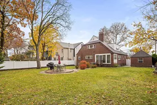 97 Riverview Ave, Cliffside Park, NJ 07010 - Photo 16