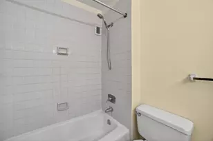 7002 Blvd E, Guttenberg, NJ 07093 - Photo 10
